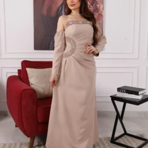 فستان سهرة طويل باربي بيج بتطريز دائري لامع